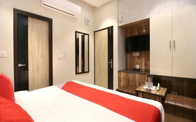 Hotel Grand Orchid By OYO Rooms