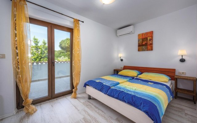 Awesome Home in Rovinj With Wifi and 6 Bedrooms