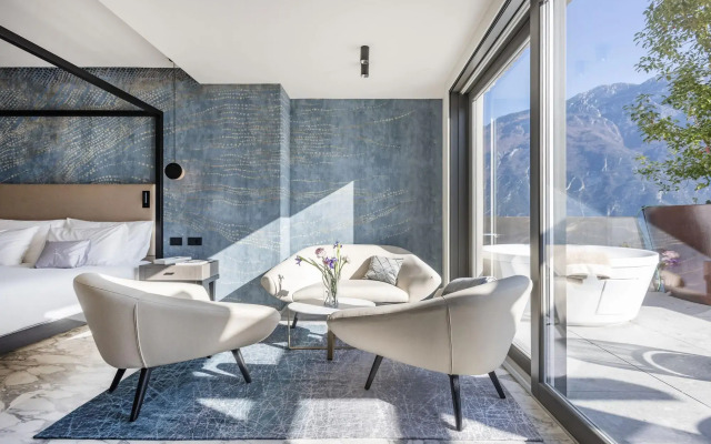 EALA My Lakeside Dream – Adults Only