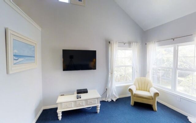 Runaway Beach Club 15204 - Three Bedroom Condo