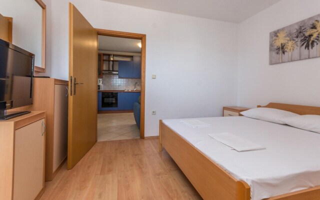 Stunning Apartment in Pakostane With 1 Bedrooms and Wifi