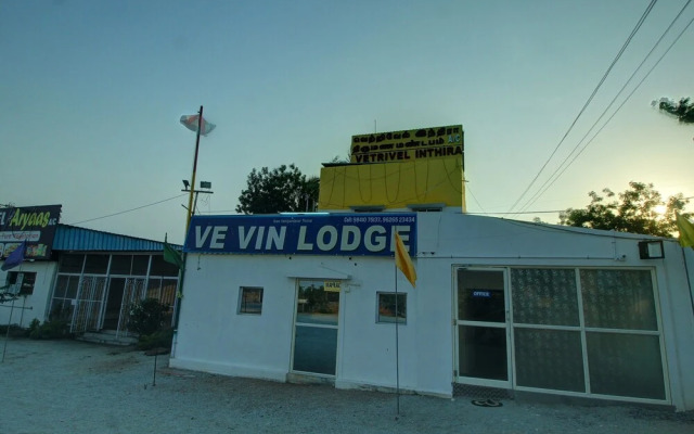 OYO 37674 Ve Vin Lodge