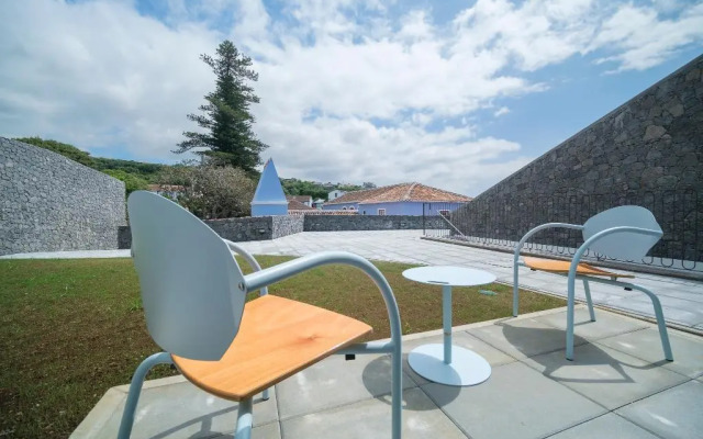 Azores Book Hotel