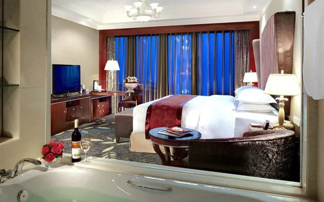 Chengdu Xinjin Celebrity City Hotel