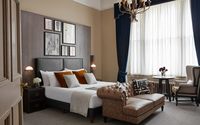 Kimpton Charlotte Square by IHG