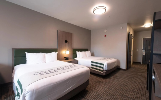 Oxford Suites Paso Robles
