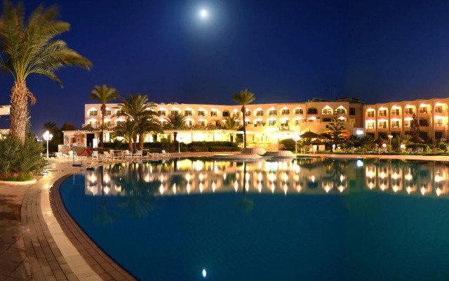 Le Soleil Bella Vista Resort