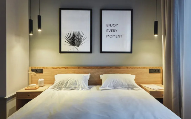 Wine & Pillow Hotel by Frapolli