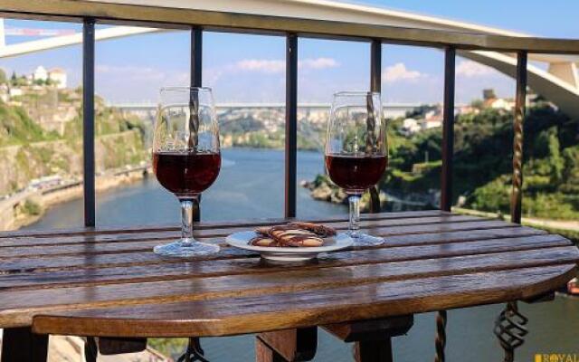 Royal Suites - Oporto Riverside