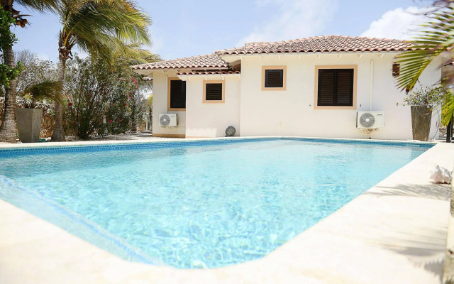 Lagoon Villas