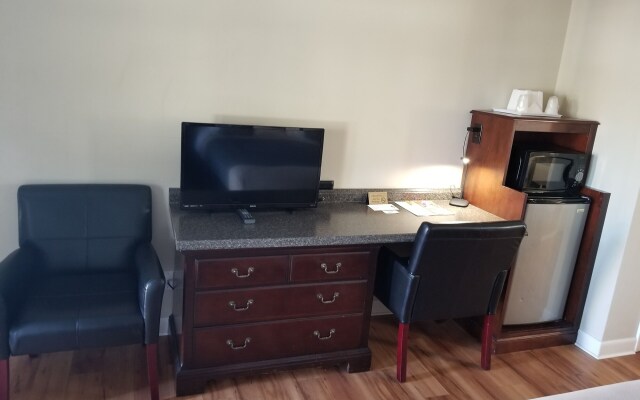 Colonial Inn Seekonk