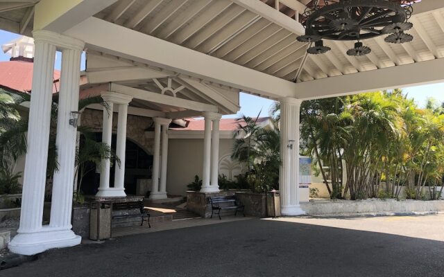 Lifestyle Kosher Crown Villas