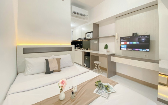 Cozy And Simply Studio Room At Apartment Tokyo Riverside Pik 2 – Guest Rooms – Jakarta