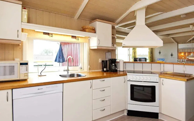 8 Person Holiday Home in Sjolund-by Traum