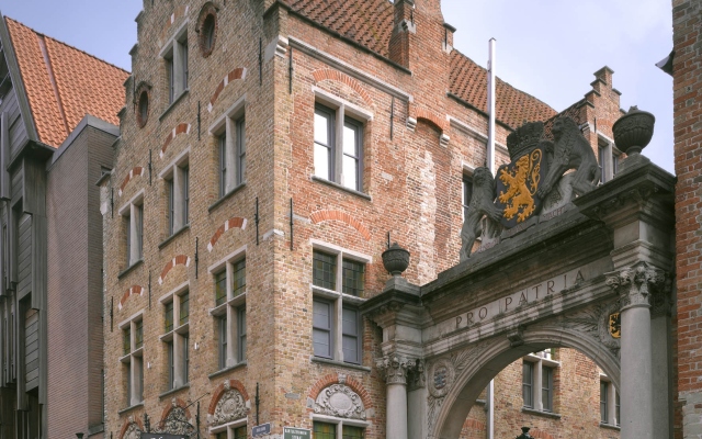 hotelImage