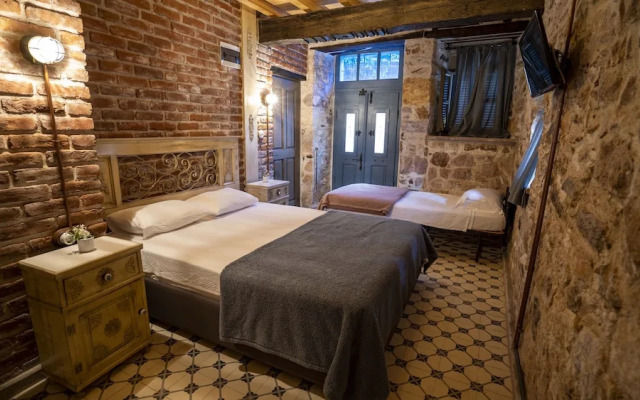 Pita Hotel Cunda