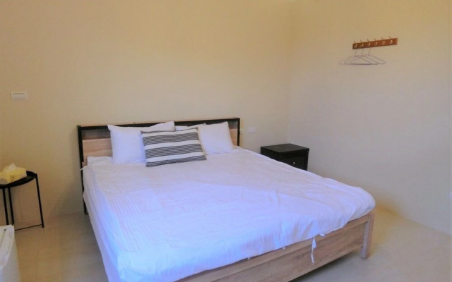 Miyue B&B II