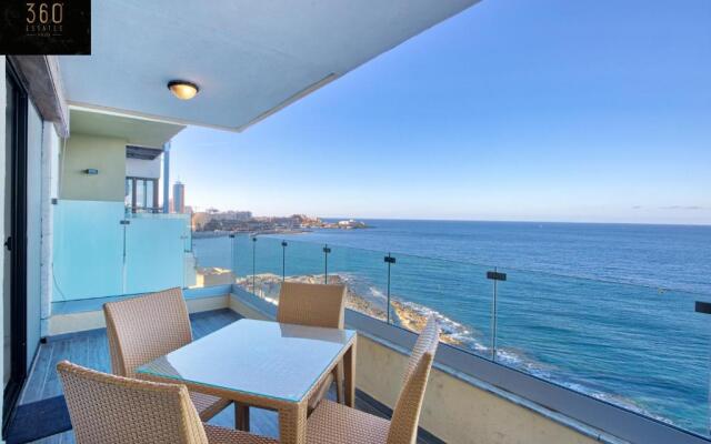 Seafront Sliema - Spacious 3BR opposite beach - AC by 360 Estates