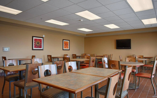 Best Western Blackwell Inn