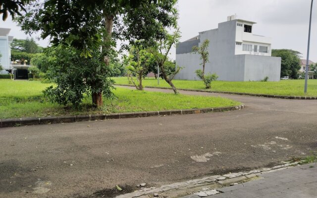 Twin Guest House Grand Wisata