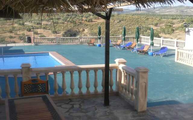 Villa With 4 Bedrooms in Loja, With Wonderful Mountain View, Private Pool and Furnished Terrace