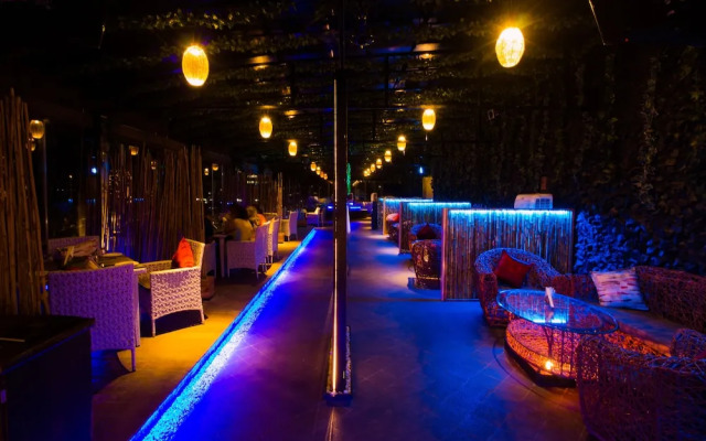 Hotel Mittal Avenue