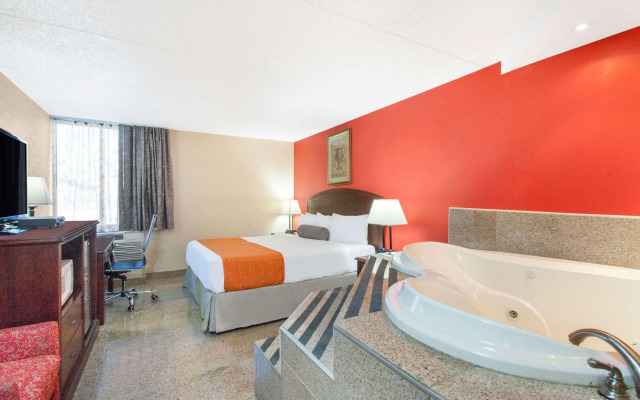 Howard Johnson Inn Suffern