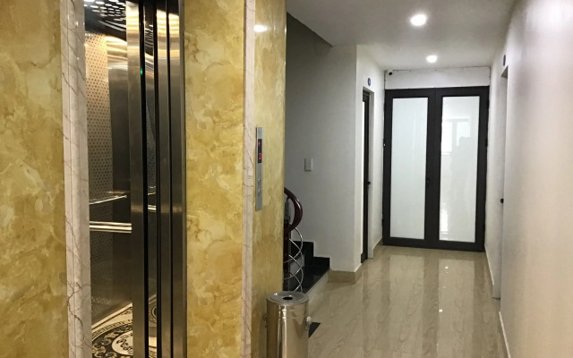 Cong Khanh Hotel