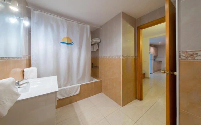 Apartamentos Isla del Sol Aparthotel