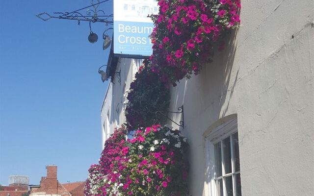 Beaumond Cross Inn