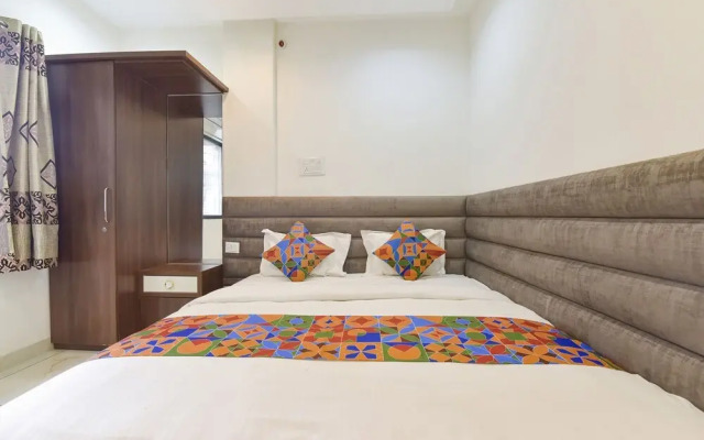 Fabhotel Grand Vista
