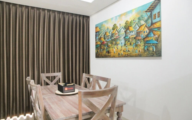 Best and Stylish 3BR with Balcony L'avenue Apartment