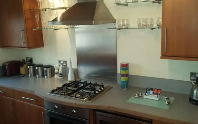Silver City Sa- Executive City Centre Suite