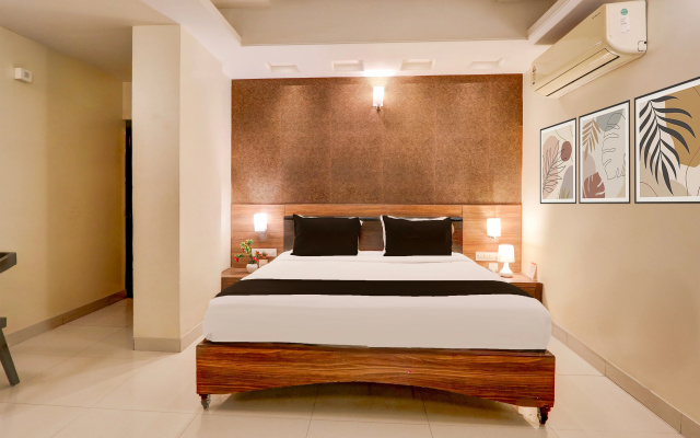 Super Townhouse Oak Madhapur Nera Regency