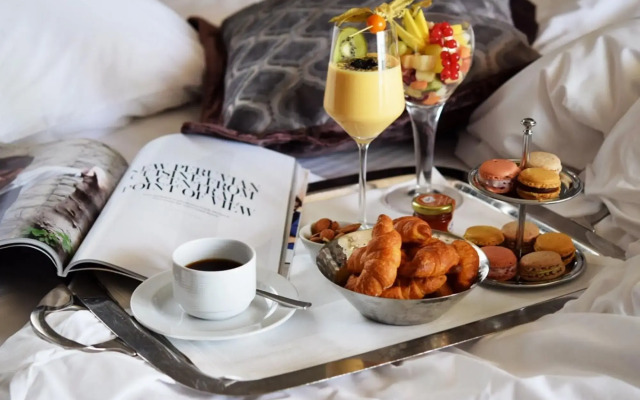 Divani Apollon Palace & Thalasso