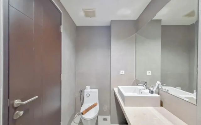 Homey And Relaxing Studio Patraland Amarta Apartment