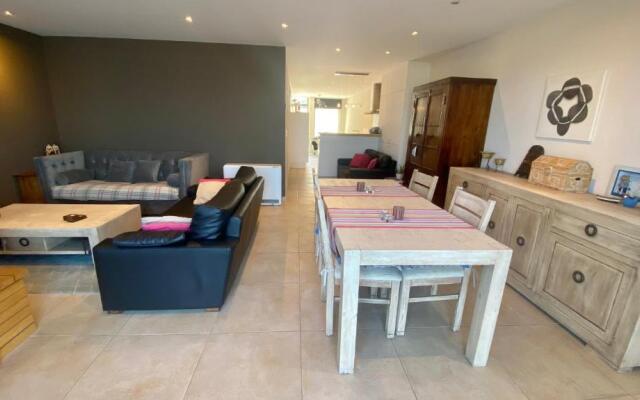 Deluxe Apartment with Shared Pool