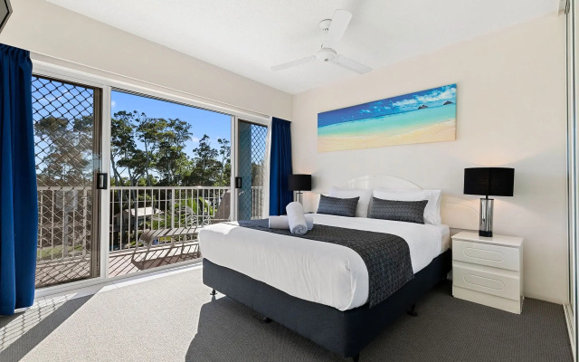 White Crest Apartments