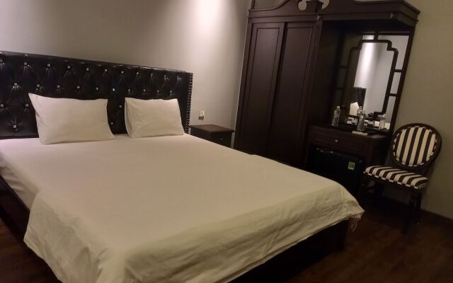 Mia Hotel (Feliz Hotel Binh Duong)