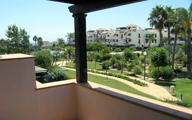 VenAVera E21B - 1 Bedroom/1Bath Beachfront WIFI