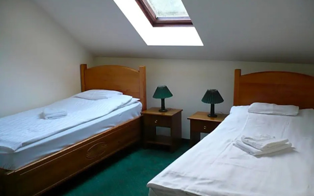 St. Hubertus Étterem és Panzió - фото 2