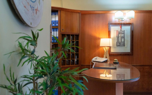Hotel Suite Ares