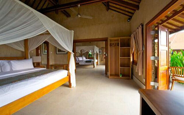Three Monkeys Villas