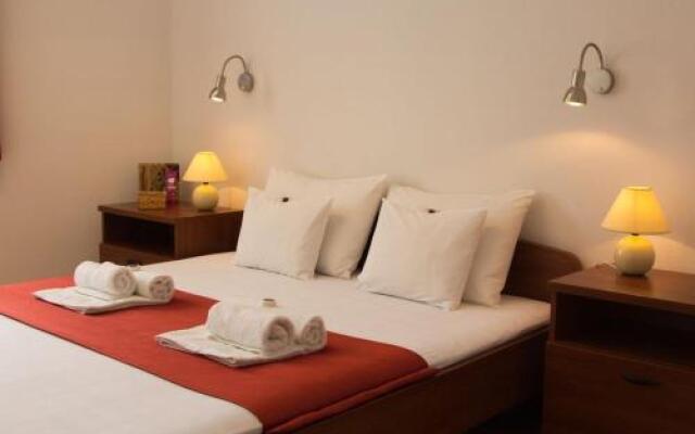 Uni-Hotel Diákotthon