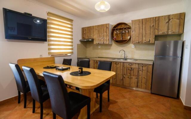 Apartmani Petra, Tea i Joža