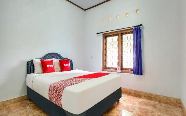 OYO Homes 91094 Desa Wisata Banyuatis