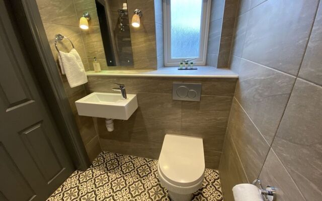 Irvine Guest House