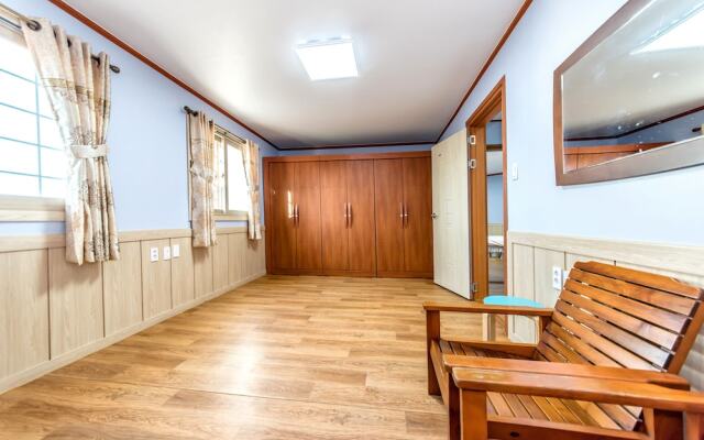 King's Garden Pension