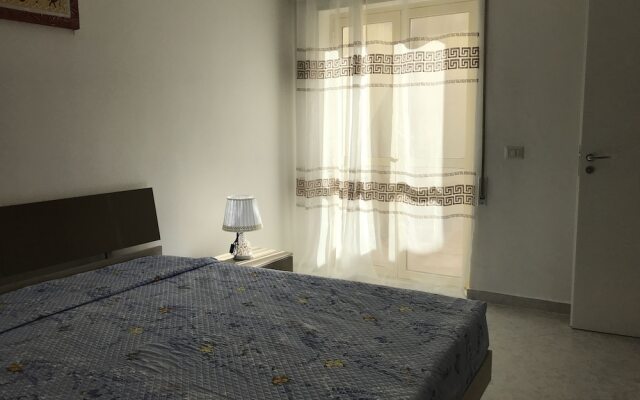 Casa Vita I Bed Ground Unit by Pool