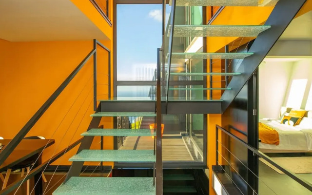 Villa Leonor Cliffside Retreat